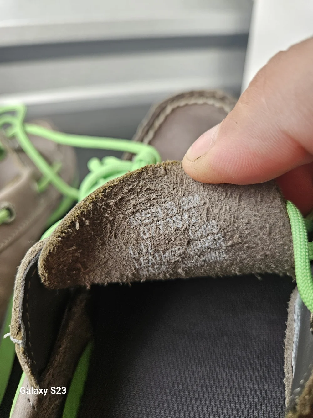 Sperry Top-Sider Men’s 9.5M Brown Leather Neon Green Boat Shoes Loafers